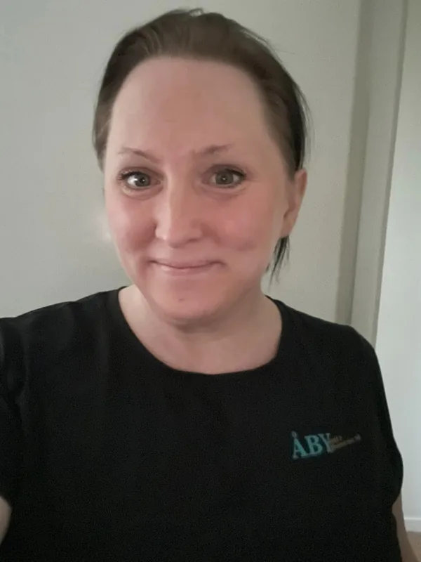 Helena Steen, din kontakt på Åby Städ & Hemservice